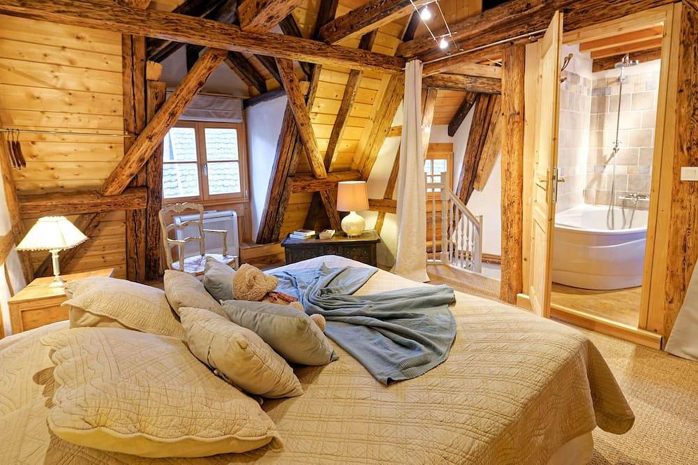 Ganze Wohnung, Die Wache - Maisonnette Fewo in der Stadtmauer in Riquewihr, Regionaler Naturpark Belchen der Vogesen
