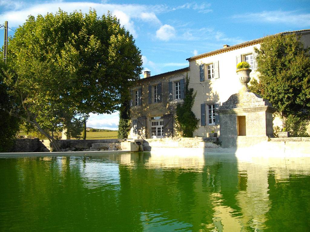 Les Eyssautiers in Saint-Michel-l'Observatoire, Parc naturel régional du Luberon