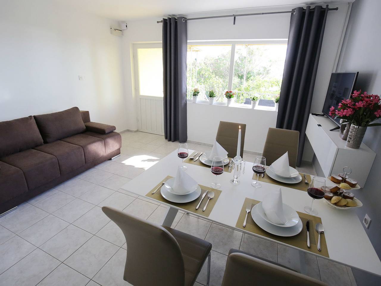 Ferienhaus in Bibinje nahe Meeresorgel in Bibinje, Zadar
