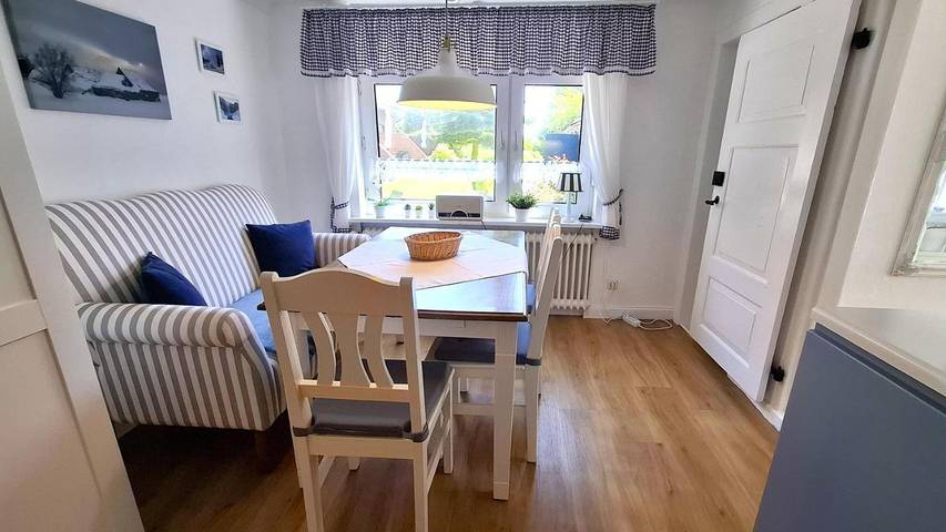 Ferienwohnung für 4 Personen, mit Terrasse und Garten in Neugarmssiel - 3