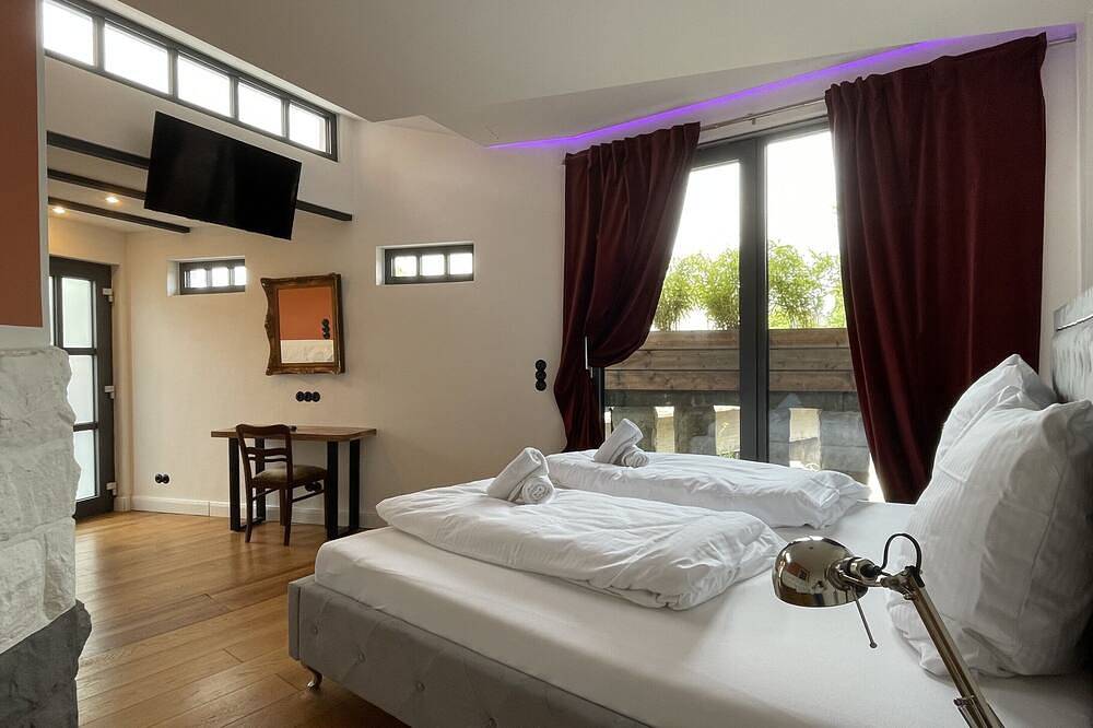 Entire apartment, Residenz im \"alten Wasserturm\" in Wuppertal, Bergisch region