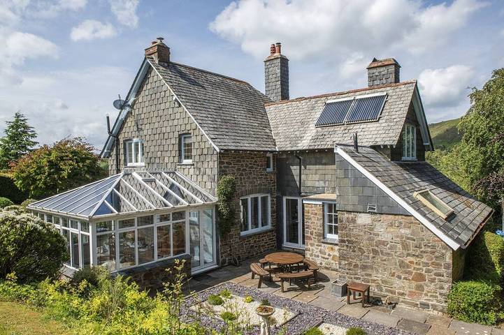 Cottage for 6 people, with garden, with pets in Somerset