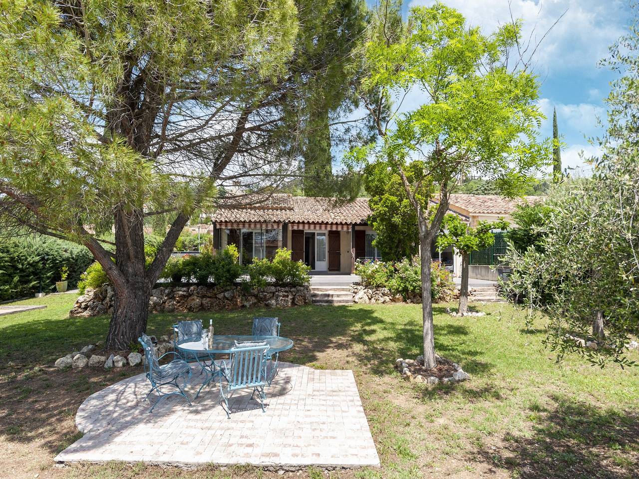 Villa in Cannes with Heated Pool & Boat Trips in Callian, Draguignan region