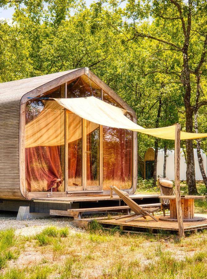 Location de vacances pour 4 personnes, avec vue ainsi que terrasse et jardin, animaux acceptés à Listrac-Médoc - 3