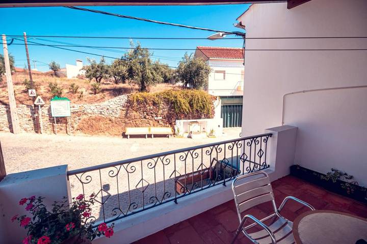 Location de vacances pour 7 personnes, avec vue et balcon à Portalegre - 2