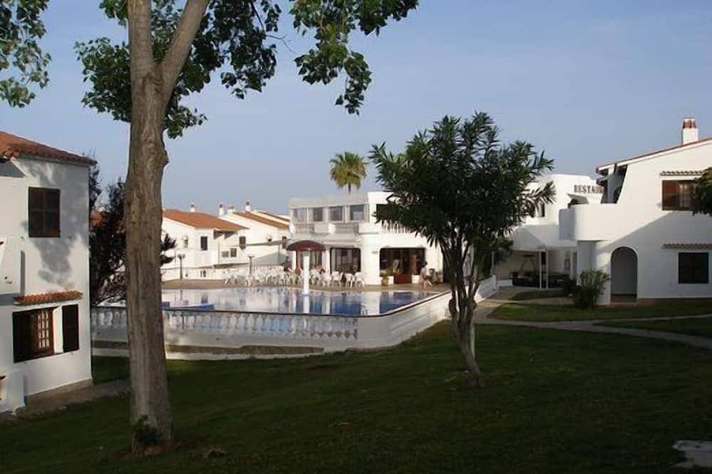 Apartment for 5 People in San Jaime Mediterráneo, Alaior Municipality