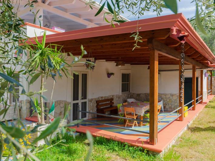 Appartamento per 3 persone, con giardino a Mattinata