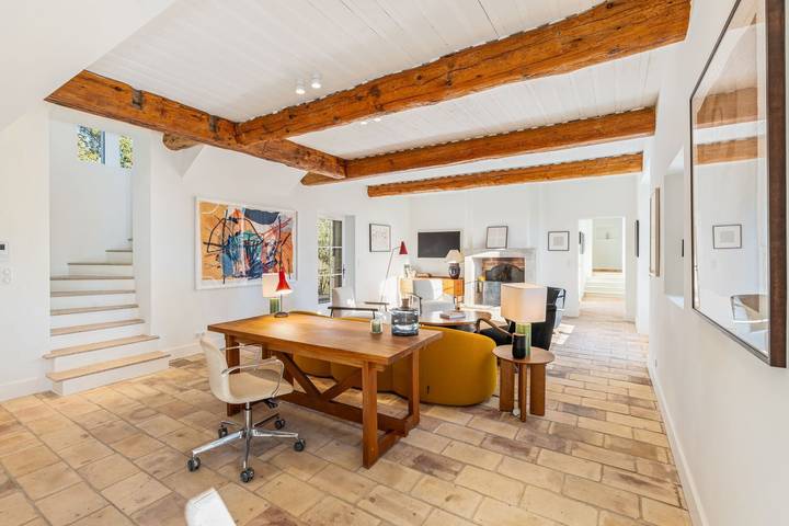 Location de vacances pour 8 personnes, avec terrasse et jardin, animaux acceptés dans Village de Gordes - 2