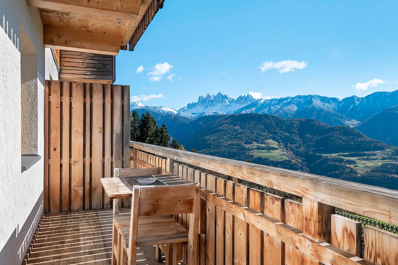 Ganze Wohnung, Apartment „Zolerhof Anemone“ mit Bergblick, gemeinsamer Terrasse und Wlan in Schnauders, Feldthurns