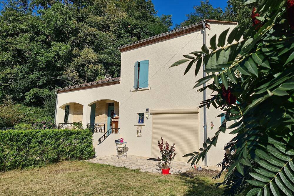 Bed & Breakfast / Chambre d'hôtes 'La Perle de Frayssinet-Le-Gélat', France  in Frayssinet-le-Gélat, Lot