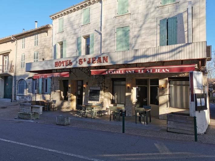 Hôtel pour 2 personnes, avec Terrasse à Barbentane