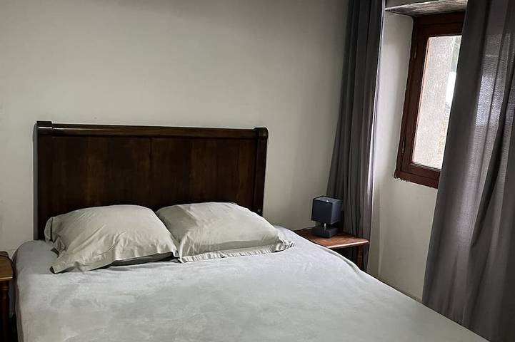 Gîte pour 4 personnes, avec piscine ainsi que jardin et jacuzzi à Carcheto-Brustico - 4