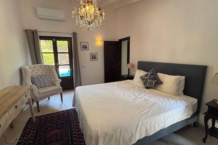 Fabulous 4-bedroom sea view villa with Pool, Ac, Wifi in beautiful Deià in Deià, Coast of Mallorca
