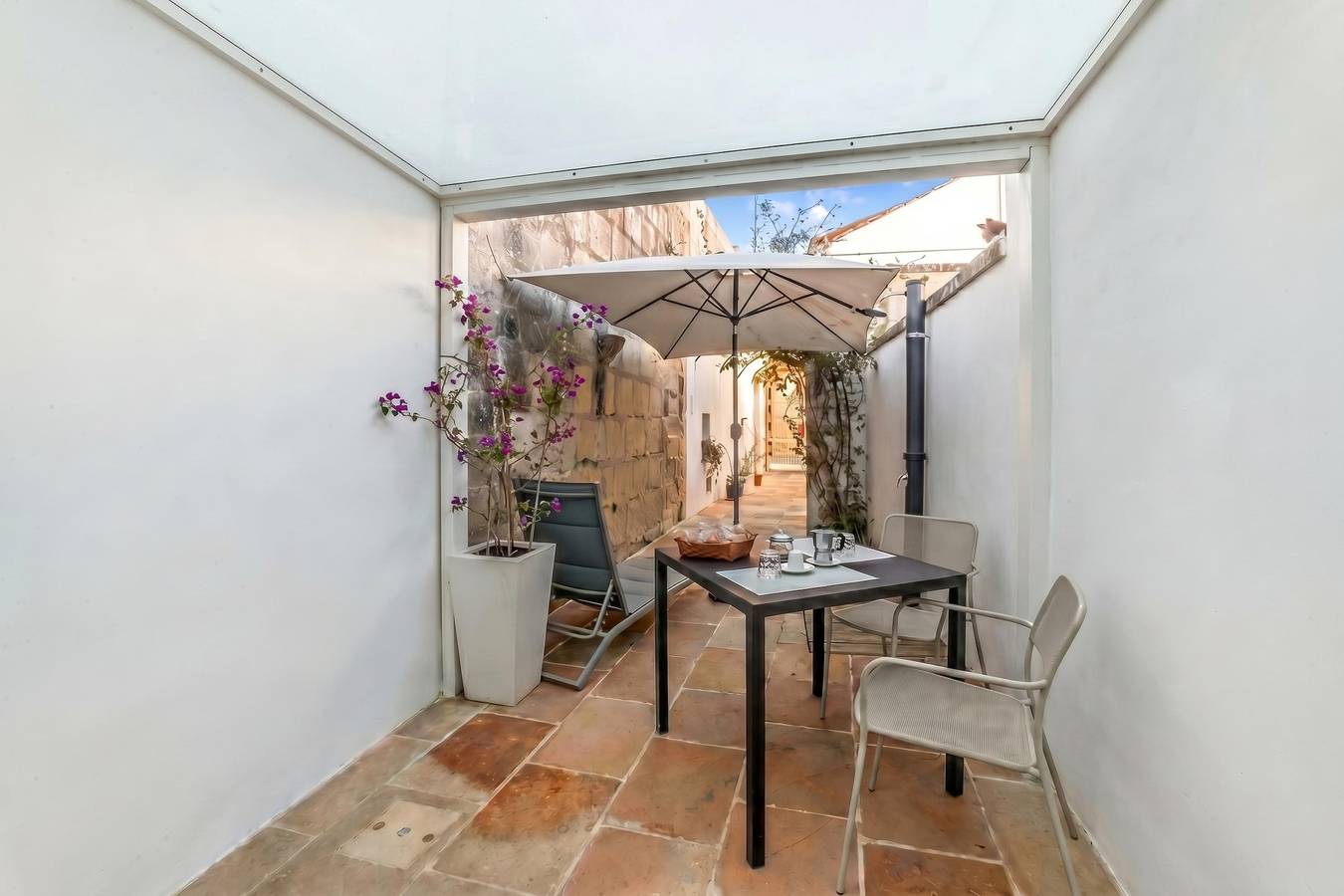 Ganze Wohnung, Martano Jacuzzi Suite w/ Terrace & Bbq in Martano, Lecce Provinz