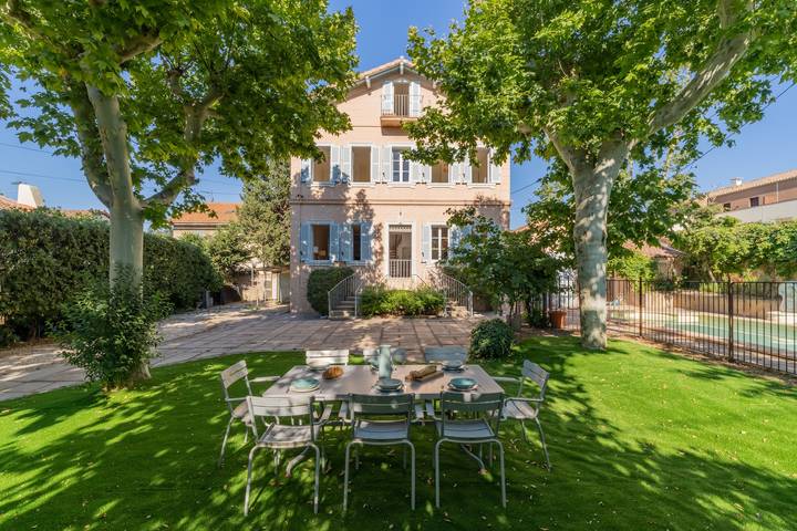 Location de vacances pour 8 personnes, avec jardin et piscine à Marseille - 3