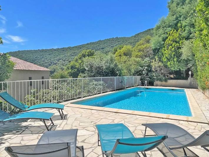 Villa voor 8 personen, met zwembad en tuin in La Croix-Valmer