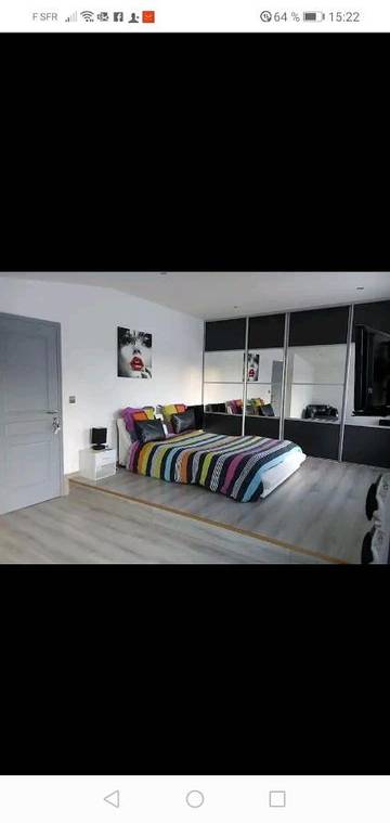 Gîte pour 6 personnes, avec jardin et vue dans Aiglemont