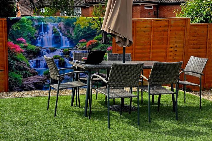 Holiday home for 8 people, with terrace and garden in Leeds