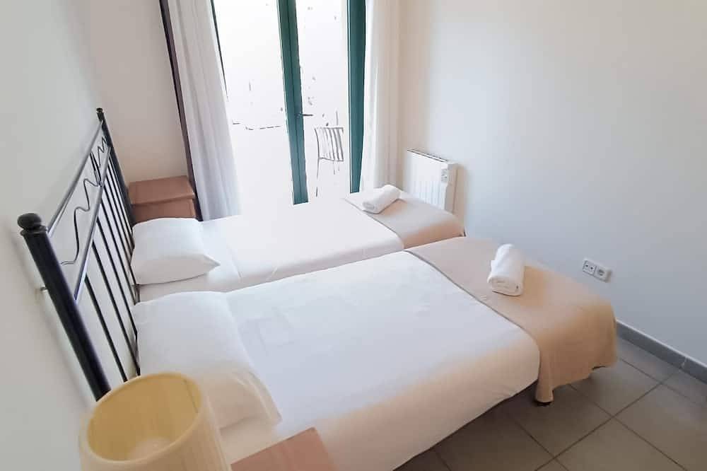 Entire apartment, Apartament La Plaça in Gualba, Barcelona Inland