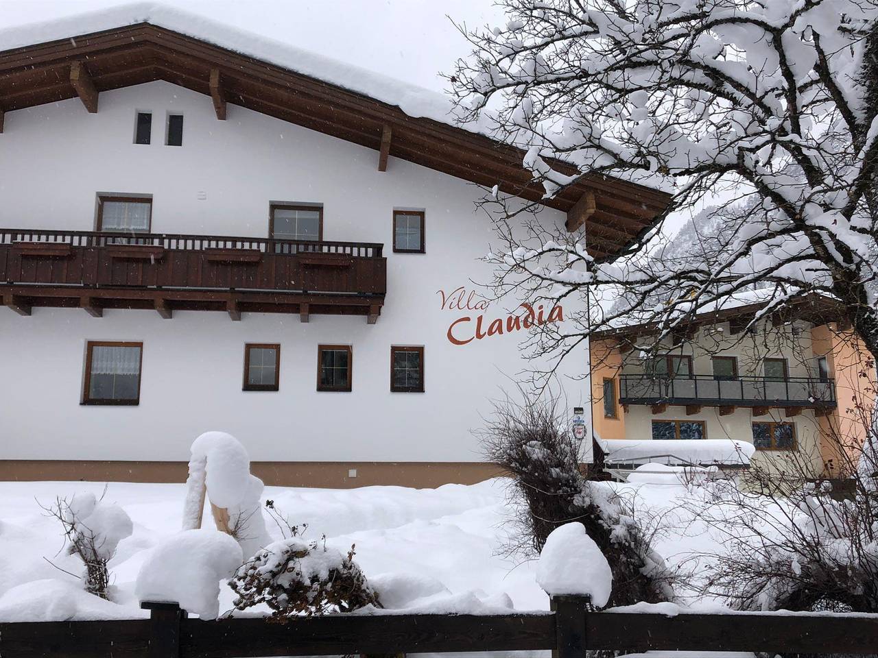 Ganze Ferienwohnung, Appartement Villa Claudia in Pertisau, Eben am Achensee