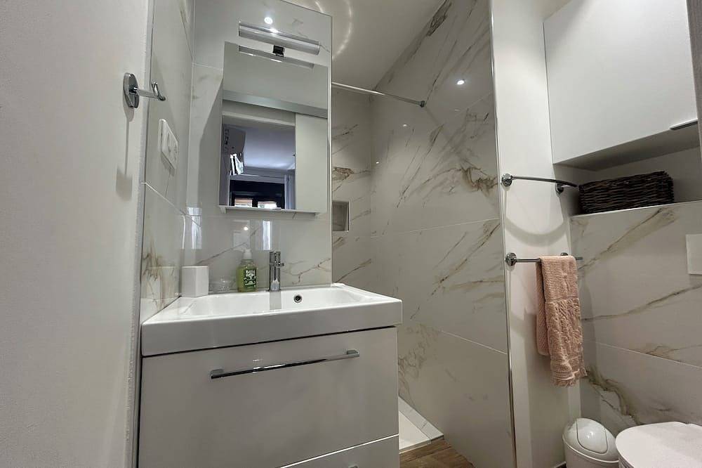 Appartamento intero, \"Saint florent Villa 2 steps from the sea - 4 Pers in Oletta, Calvi e dintorni
