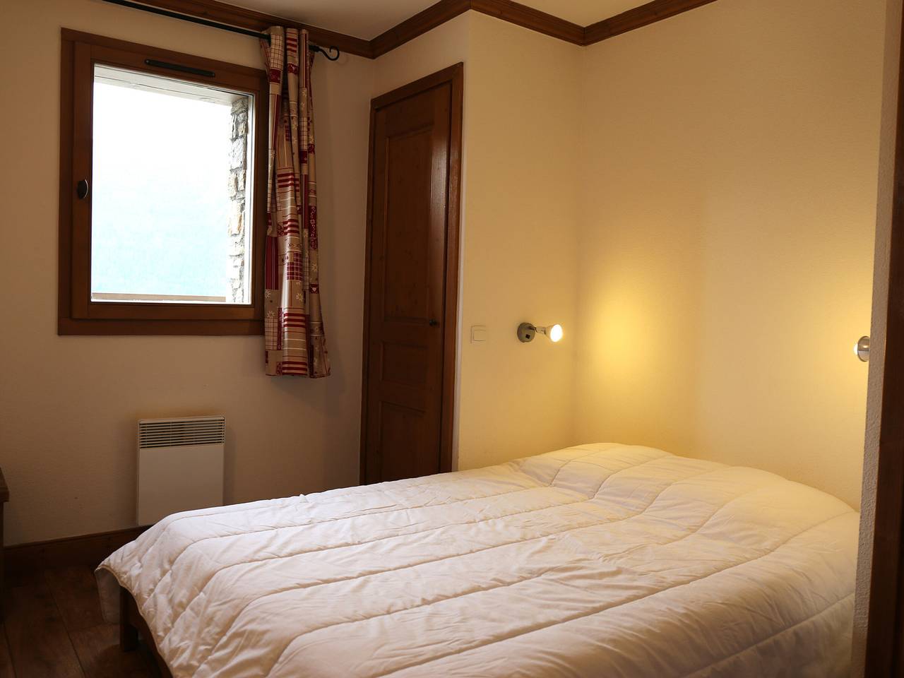 Entire apartment, Spacious apartment for 6 with great view in Aussois, Wifi in Aussois, Saint-Jean-de-Maurienne region