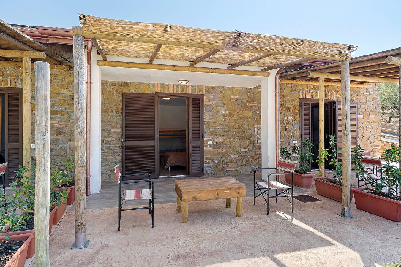 Ganze Wohnung, Appartment 2 - Ligea mit Meerblick, privater Terrasse und Klimaanlage in Marina di Casal Velino, Casal Velino