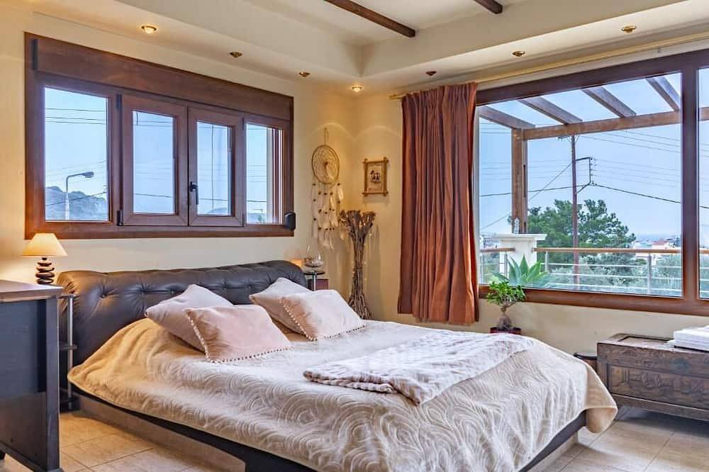 Ganze Wohnung, Colonial View Luxury Apartment with large sunny balcony in Faliraki, Rhodos