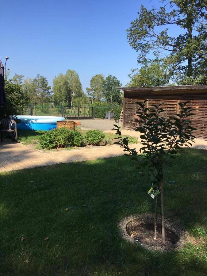 Ferienwohnung für 2 Personen, mit Terrasse und Garten sowie Ausblick in Michendorf