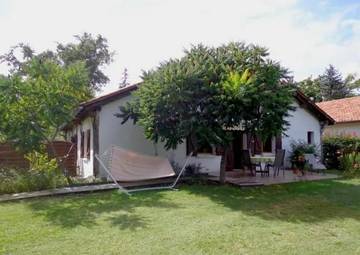 Gîte pour 4 personnes, avec jardin, animaux acceptés à Mézos