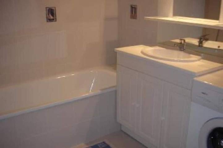 Gîte pour 4 personnes, avec jardin ainsi que balcon et piscine à Île-Tudy - 3