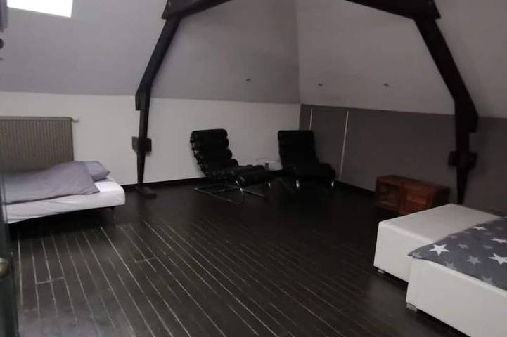 Location de vacances pour 8 personnes, avec jardin dans Cul-des-Sarts - 2