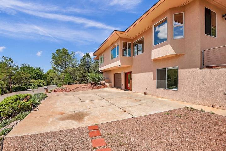 Vacation house for 8 people, with balcony, with pets in Sedona