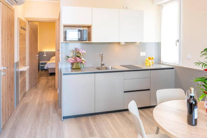 Location de vacances pour 3 personnes, avec jardin et piscine à Garde - 3