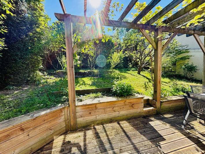 Location de vacances pour 10 personnes, avec jardin et vue, adapté aux familles à Cachan - 2