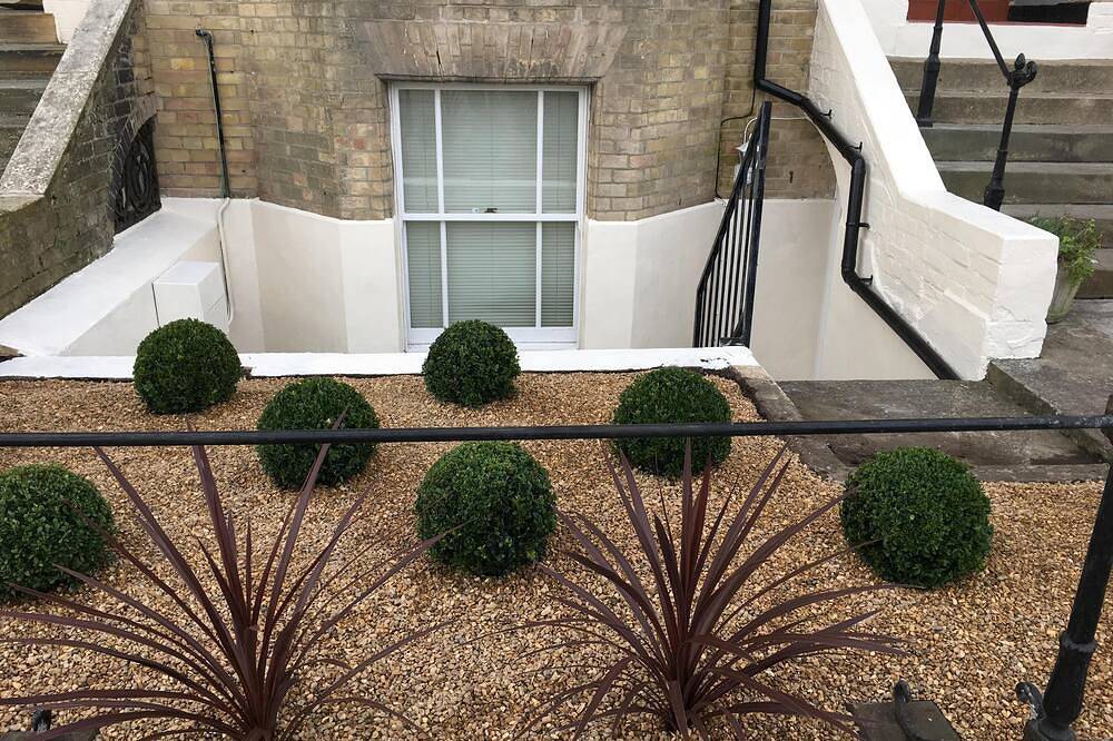 Entire apartment, Apartment with Garden View - Moray Garden View at Moray Beachside Apartments in Lowestoft, Sunrise Coast