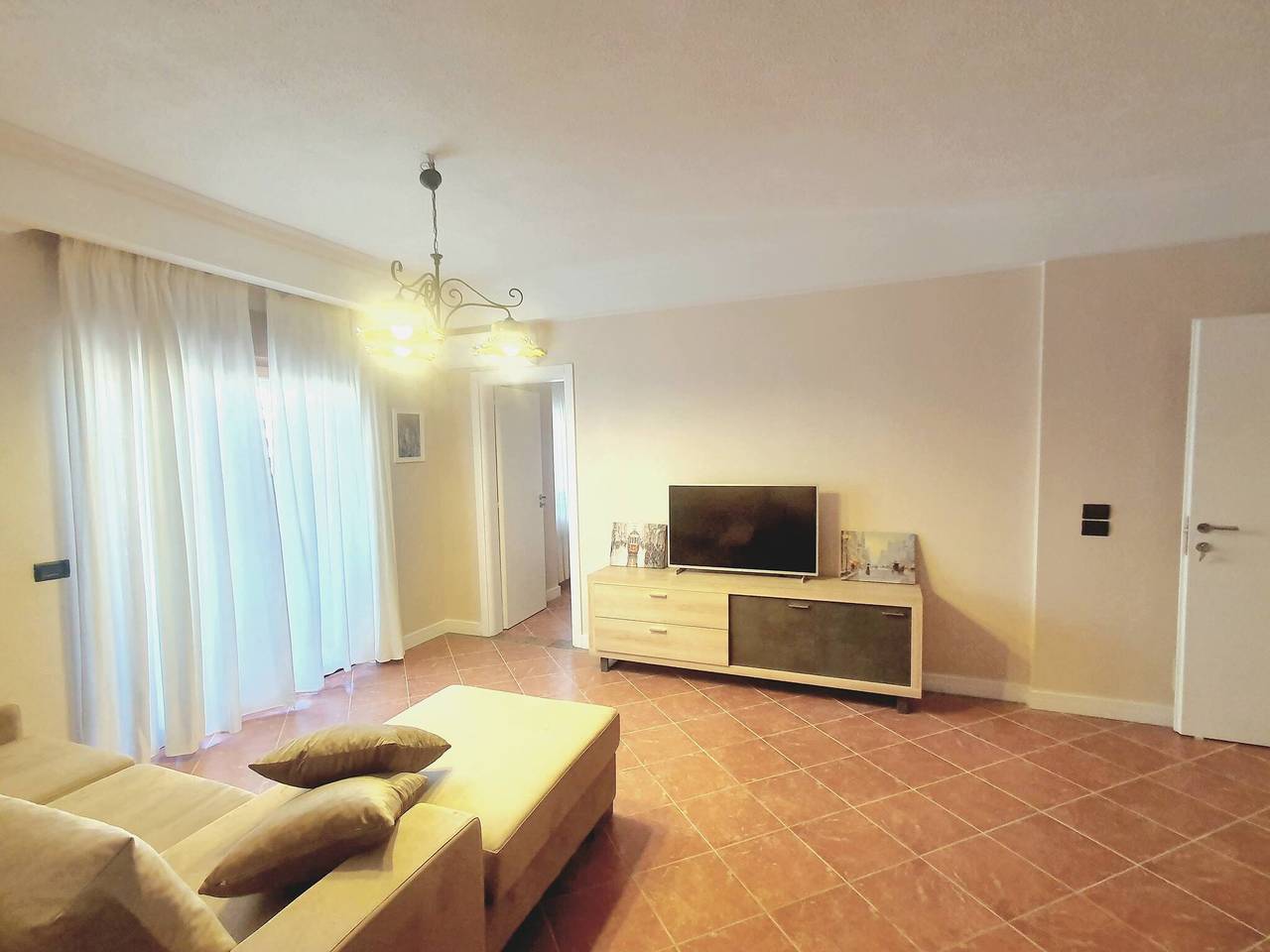Ganze Wohnung, Aparttastic - Apartment von Ujza in Tiranë, Albanien
