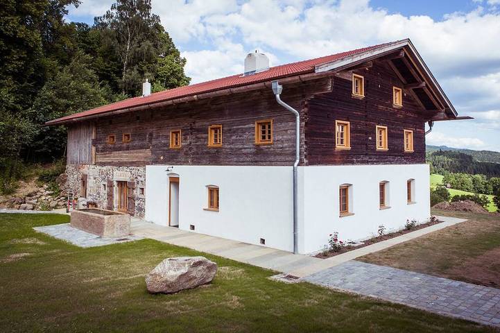 Bauernhof für 10 Personen, mit Terrasse und Garten sowie Sauna in Drachselsried