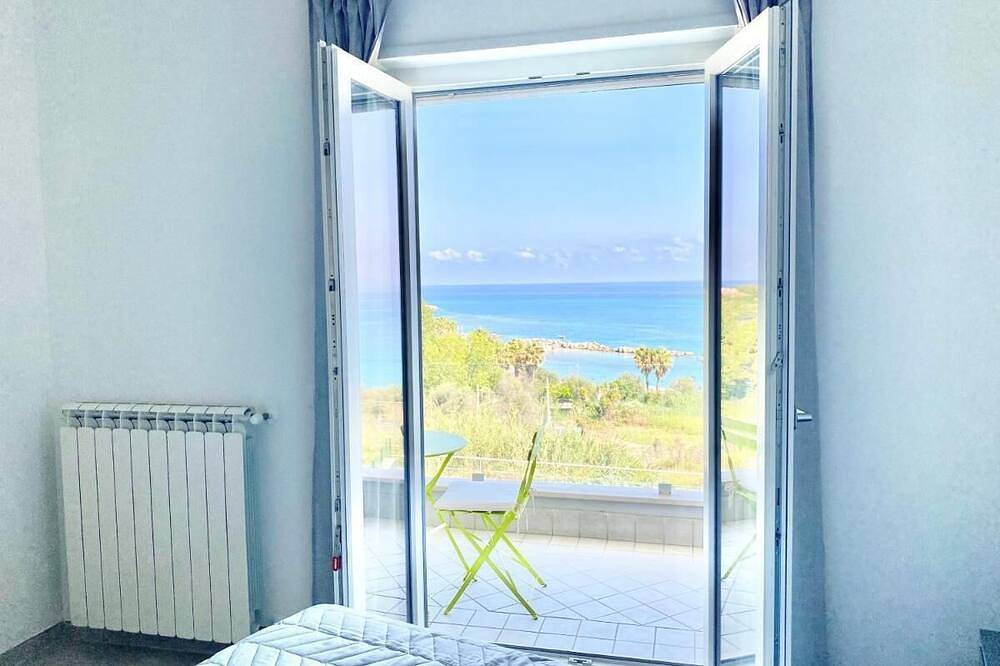 Appartamento intero, Stunning sea view Villa Briatico in Briatico, Provincia di Vibo Valentia