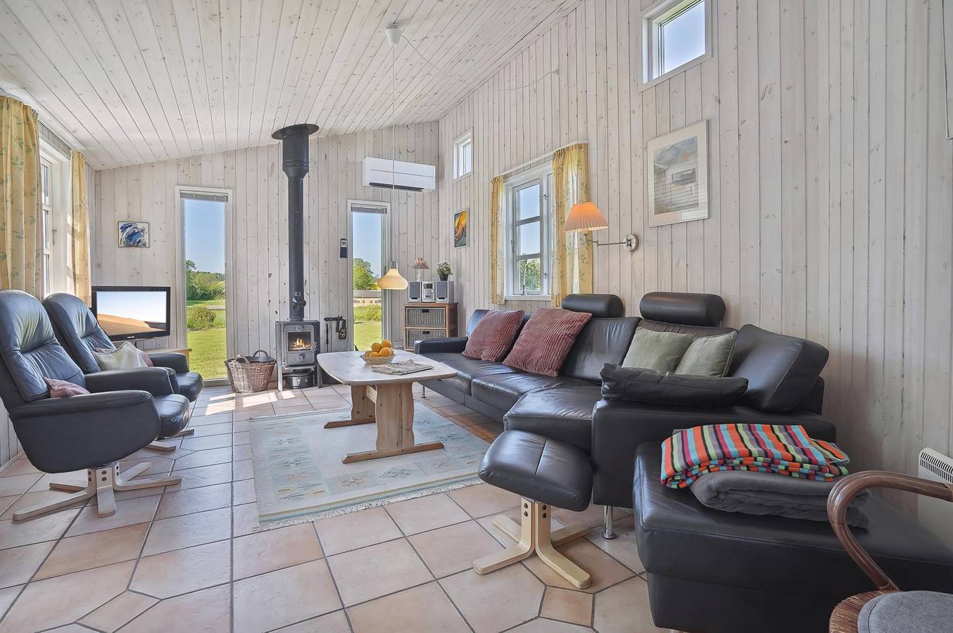 Nice home in Augustenborg w/ in Nørre Kettingskov, Kleiner Belt