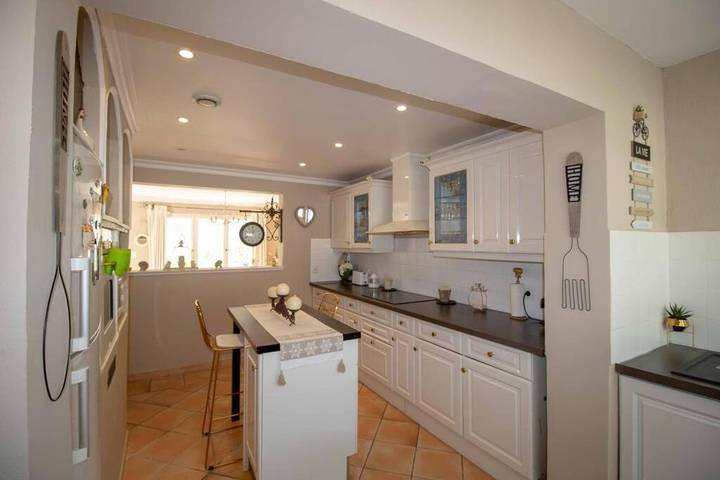 Villa pour 6 personnes, avec jardin ainsi que piscine et terrasse dans Boulouris - 3