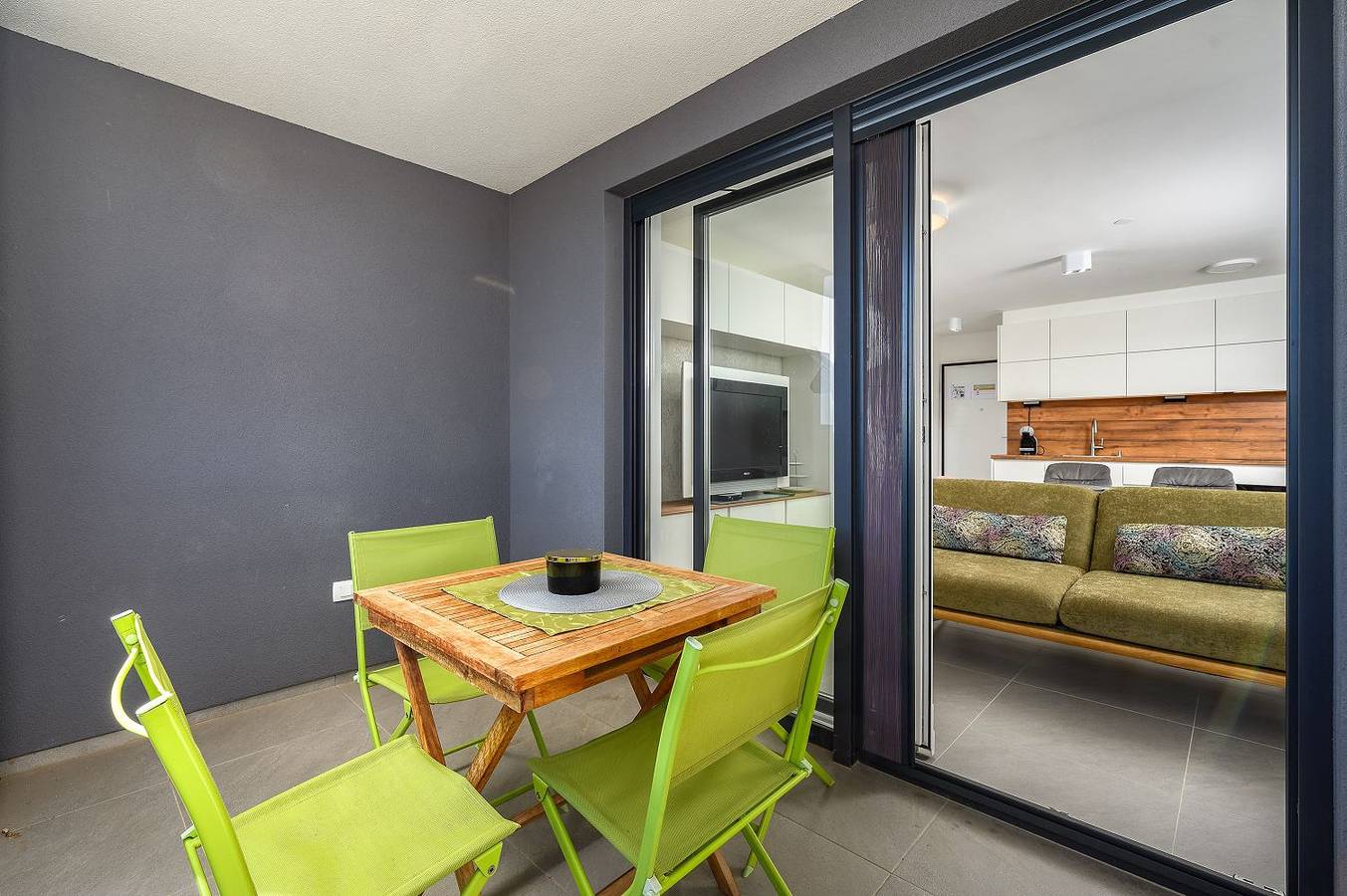 Ganze Wohnung, Traumhaftes Apartment nur 850 Meter zum Sandstrand mit Waschmaschine in Zambratija, Umag und Umgebung
