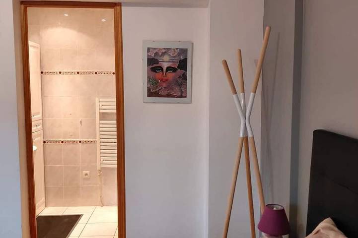 Entire apartment, Apartment in a private home, parking, private garden. Pets allowed in Villard-de-Lans, Parc naturel régional du Vercors