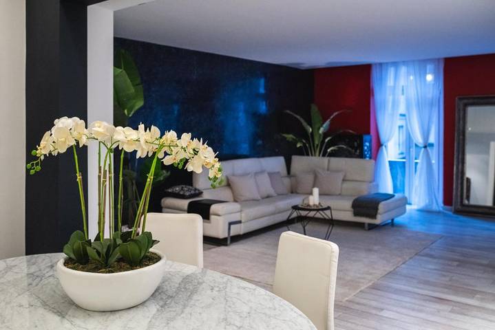 Ferienwohnung für 2 Personen, mit Balkon und Ausblick in Bellinzona