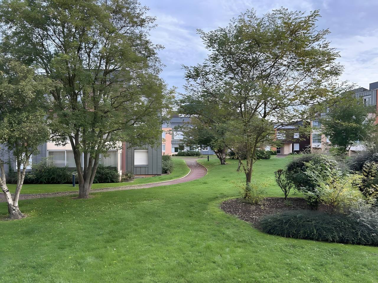 Apartamento entero, Apartamento 'Rez-de-jardin' con Terraza Privada y Wi-Fi in Courseulles-sur-Mer, Región de Caen