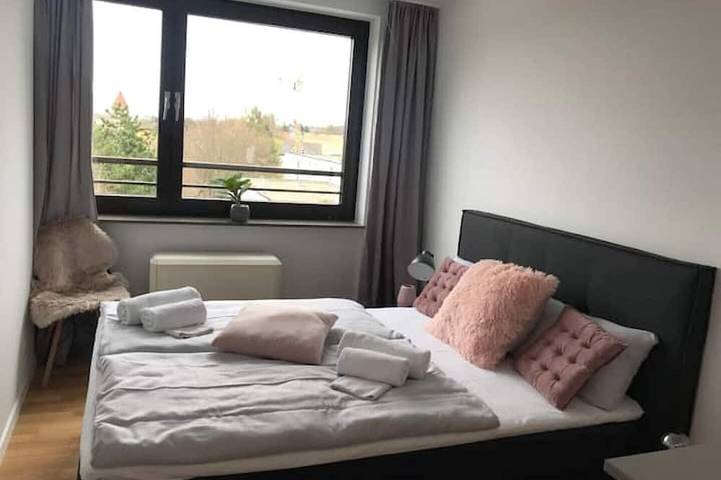 Ferienwohnung für 4 Personen, mit Balkon in Bergpark Wilhelmshöhe - 3