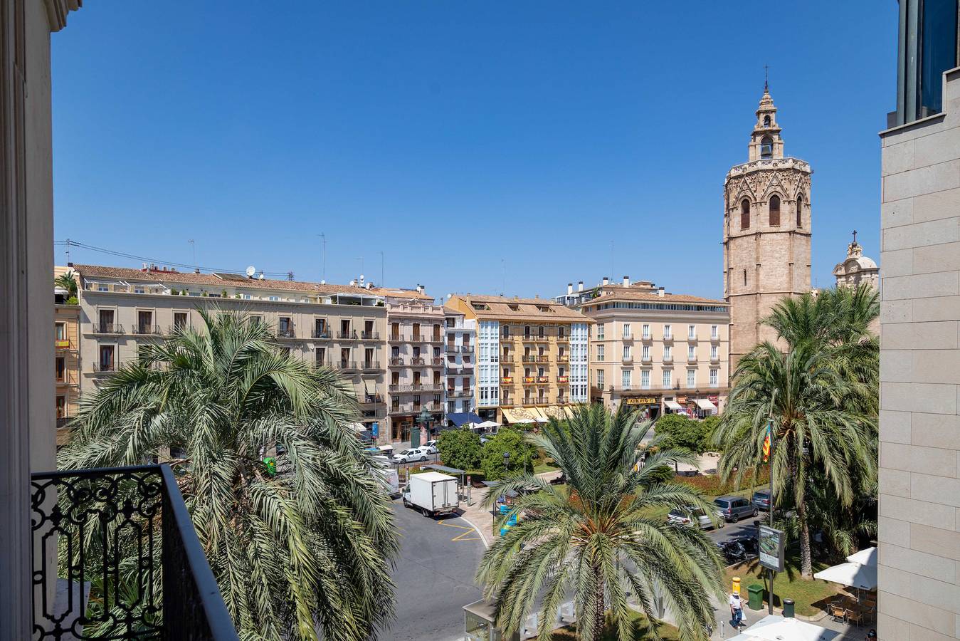 Ganze Wohnung, Ferienwohnung für 4 Personen mit Balkon in Valencia City Centre, Valencia