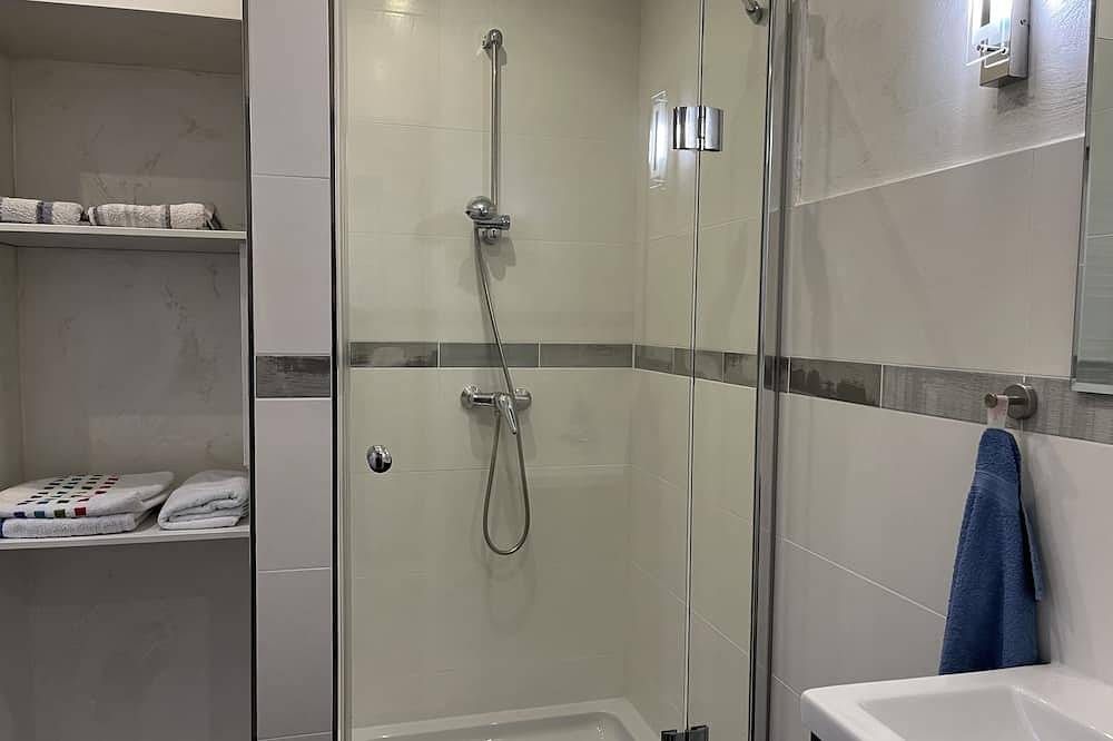 Ganze Wohnung, Ferienwohnung in Emsdeichnähe in Emden, Nordseeküste