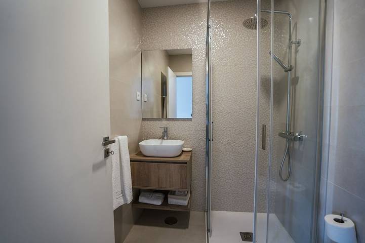 Appartement entier, 3 bedroom apartment * Spa * River view - Casa Do Engenho Braga in Braga, District de Braga