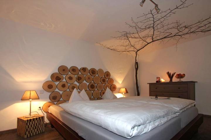 Hotel für 3 Personen, mit Terrasse und Whirlpool sowie Garten und Kinderpool in Bad Laasphe